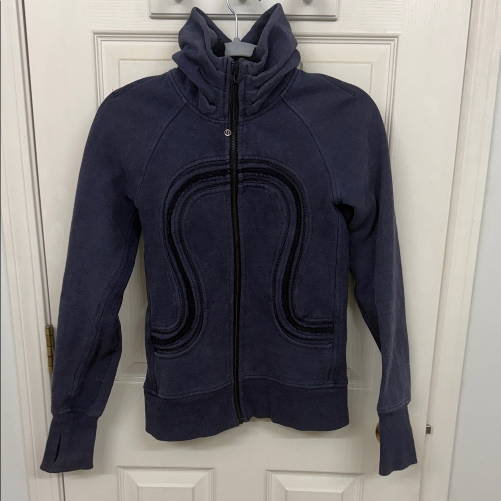 Lululemon Cuddle Up Fleece Scuba in Navy: 4